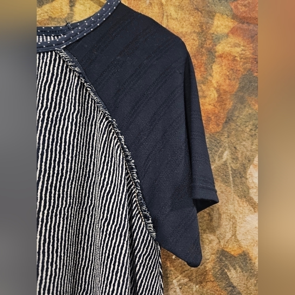 Smash! Tunic Top - Picture 4 of 5